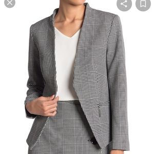T TAHARI Plaid Open Front Blazer